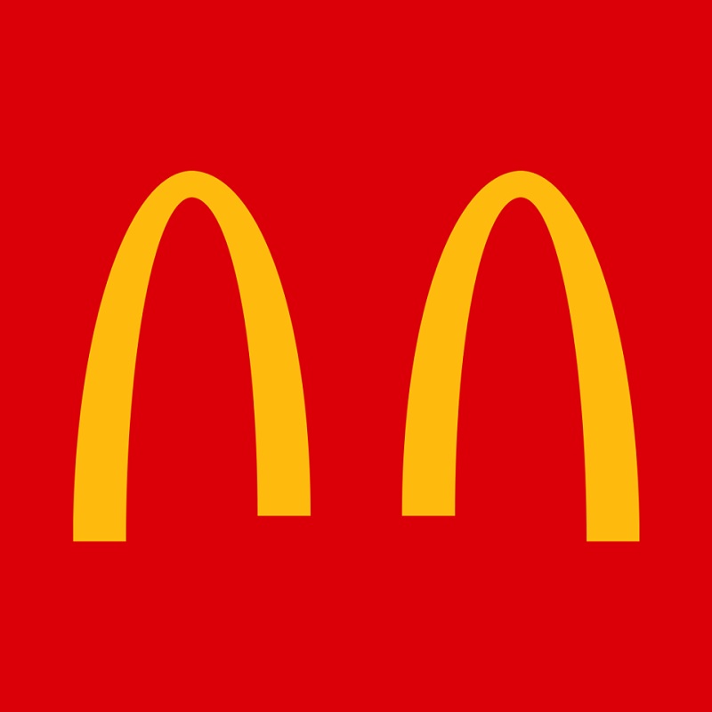 Theo nhà tư vấn thiết kế và nhà tâm lý học Louis Cheskin, chữ M là viết tắt của McDonald's, nhưng chữ m tròn tượng hình cho khuôn ngực của người phị nữ! 